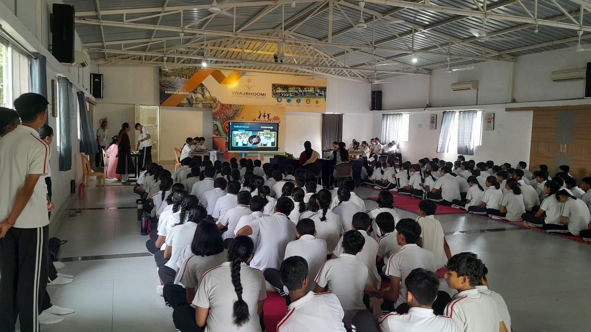 English Debate Competition (Std VIII & IX)